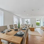 Remo I Altstadtidyll Am 1 - 6 Personen I Ruhig - Balkon - Parkplatz - Nahe Bahnhof Und Autobahn * ويسن