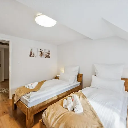 Remo I Altstadtidyll Am 1 - 6 Personen I Ruhig - Balkon - Parkplatz - Nahe Bahnhof Und Autobahn