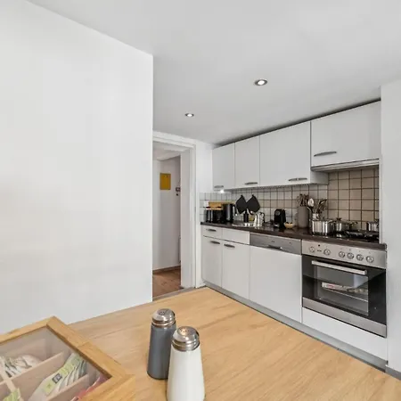 Apartment Altstadtidyll Am 1 - 6 Personen I Ruhig - Balkon - Parkplatz - Nahe Bahnhof Und Autobahn *