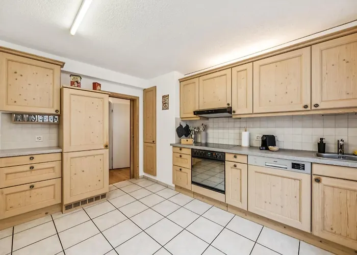 Altstadtidyll Am 1 - 6 Personen I Ruhig - Balkon - Parkplatz - Nahe Bahnhof Und Autobahn Apartment Weesen