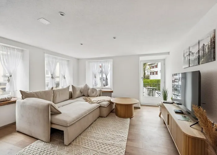 Altstadtidyll Am 1 - 6 Personen I Ruhig - Balkon - Parkplatz - Nahe Bahnhof Und Autobahn Apartment Weesen