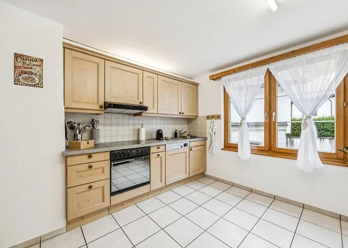 Altstadtidyll Am 1 - 6 Personen I Ruhig - Balkon - Parkplatz - Nahe Bahnhof Und Autobahn