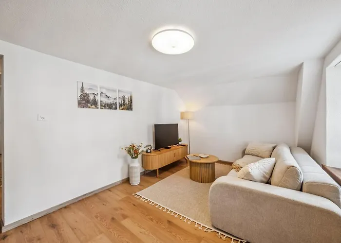 Remo I Altstadtidyll Am 1 - 6 Personen I Ruhig - Balkon - Parkplatz - Nahe Bahnhof Und Autobahn Апартаменты *