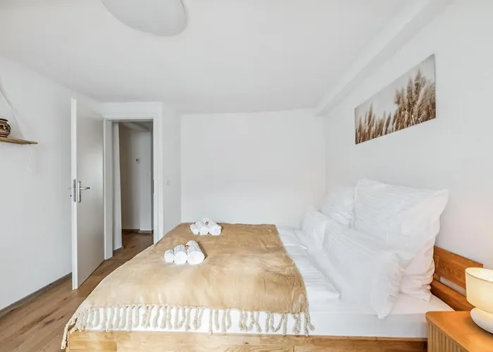 Remo I Altstadtidyll Am 1 - 6 Personen I Ruhig - Balkon - Parkplatz - Nahe Bahnhof Und Autobahn Апартаменты *