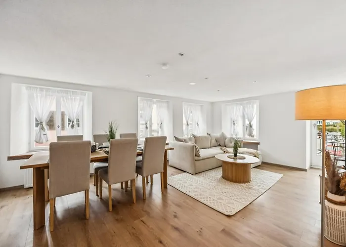 Remo I Altstadtidyll Am 1 - 6 Personen I Ruhig - Balkon - Parkplatz - Nahe Bahnhof Und Autobahn ويسن